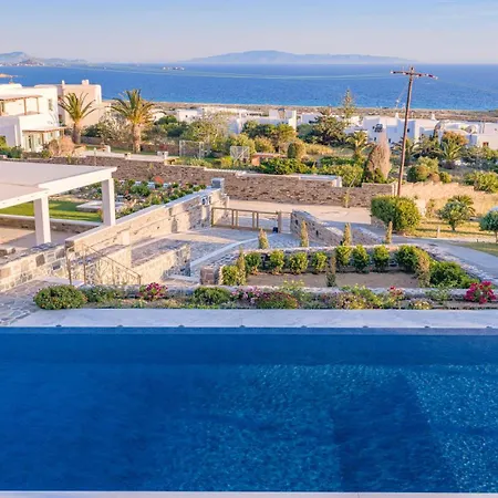 Apartman Poolside Retreat - Sea View & Calm Escape - Pearl