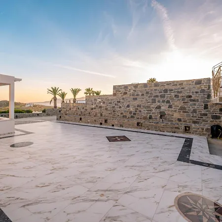 Poolside Retreat - Sea View & Calm Escape - Pearl