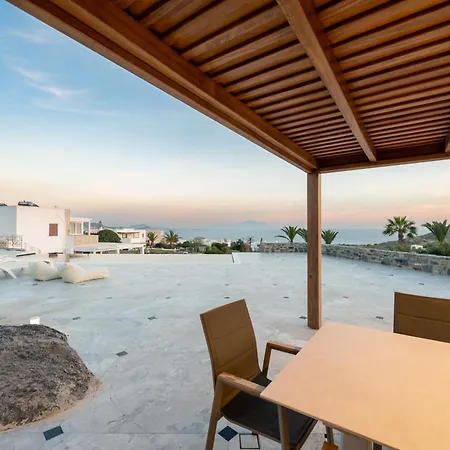 Poolside Retreat - Sea View & Calm Escape - Pearl Sztelída